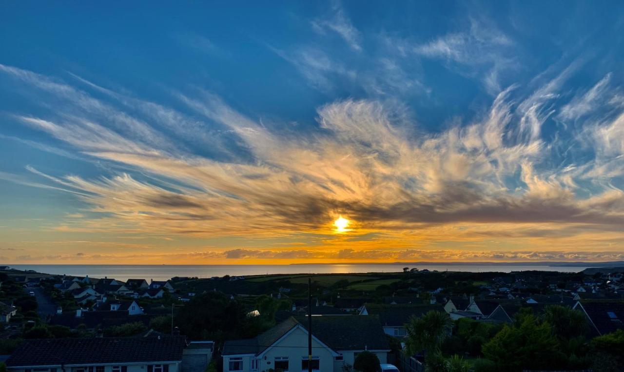 The Mounts Bay Inn Mullion Exteriér fotografie
