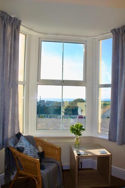 The Mounts Bay Inn Mullion Exteriér fotografie